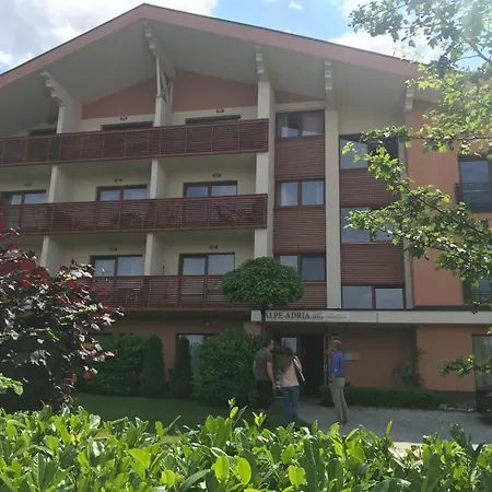 Apartment Terasse 1 & 2 *